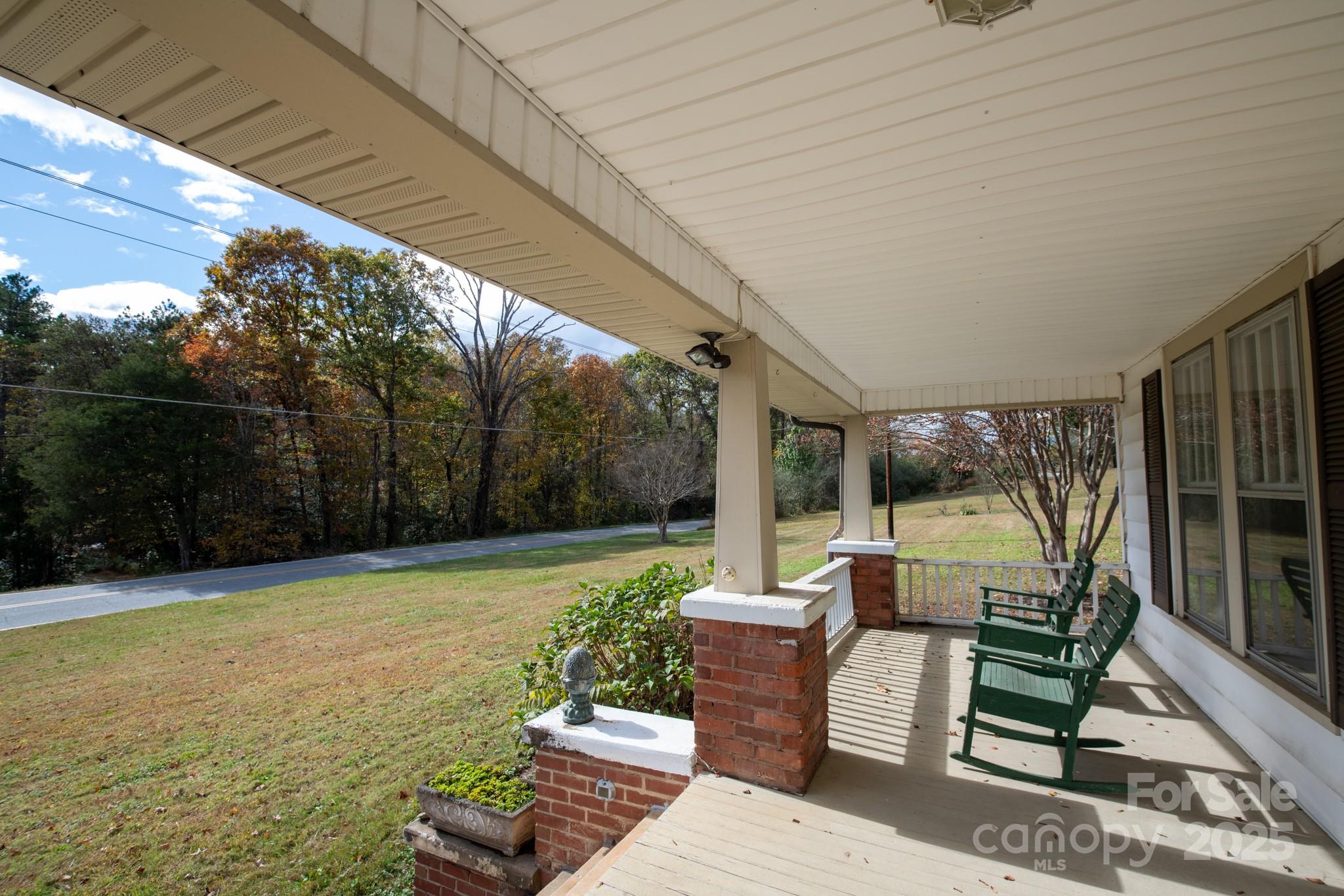 4541 Hartland Road Lenoir NC 28645
