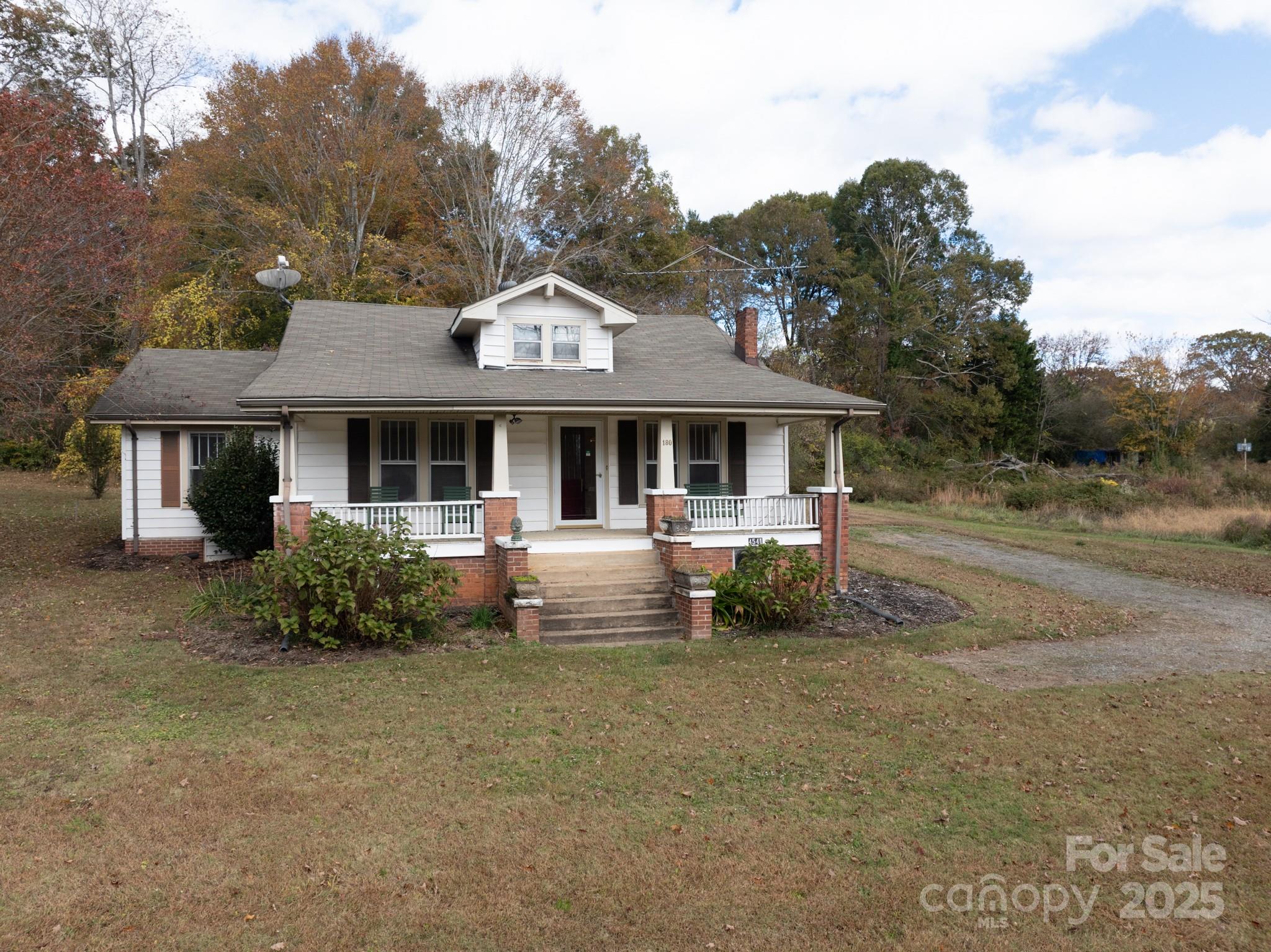 4541 Hartland Road Lenoir NC 28645