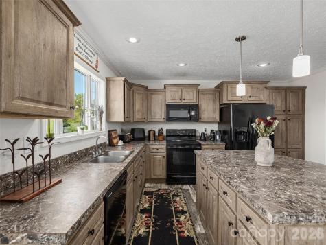 271 Sluder Branch Road Leicester NC 28748