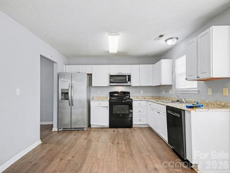 7410 Sarnia Place Charlotte NC 28269