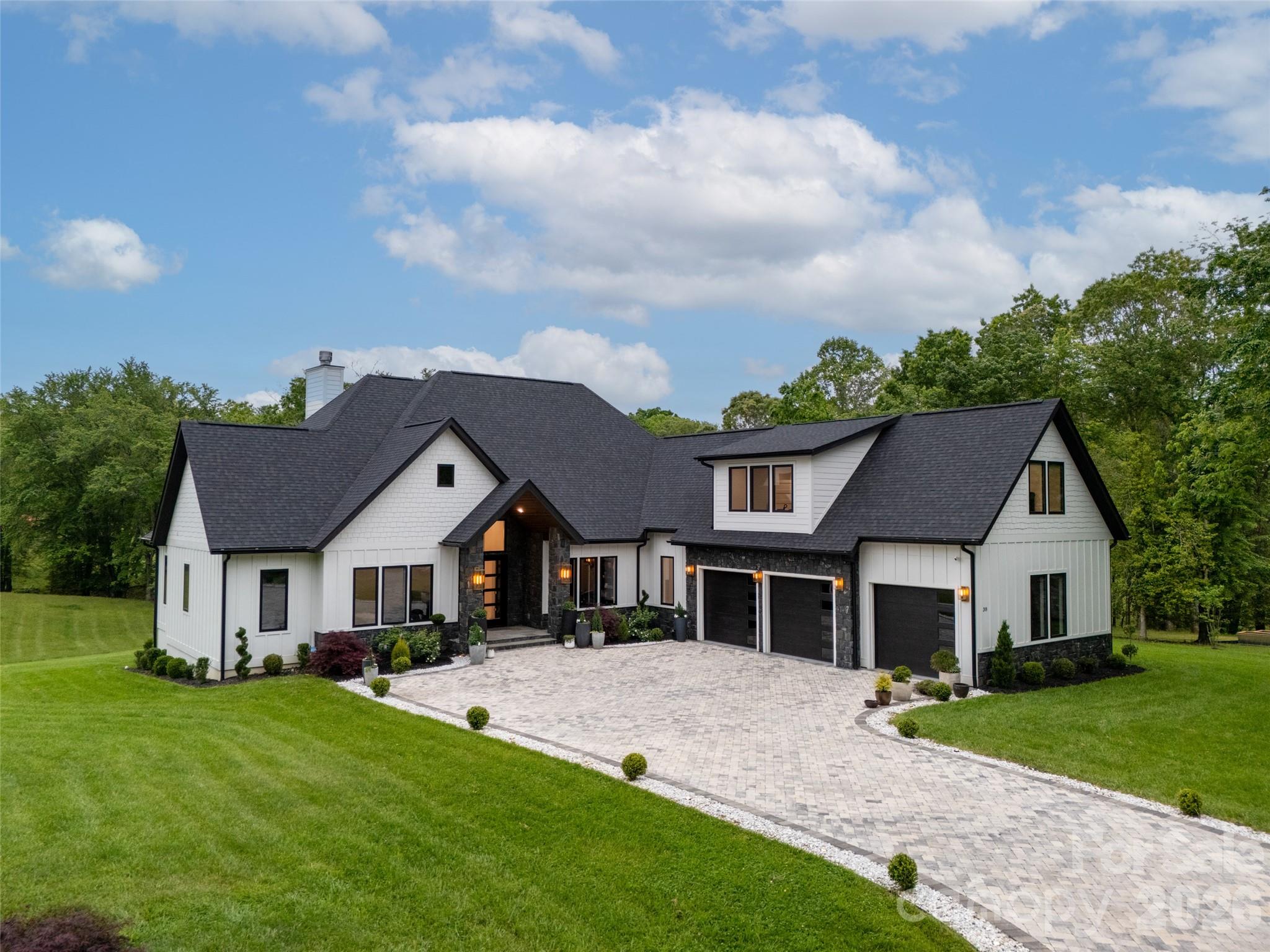 38 Thistle Lane Fletcher NC 28732
