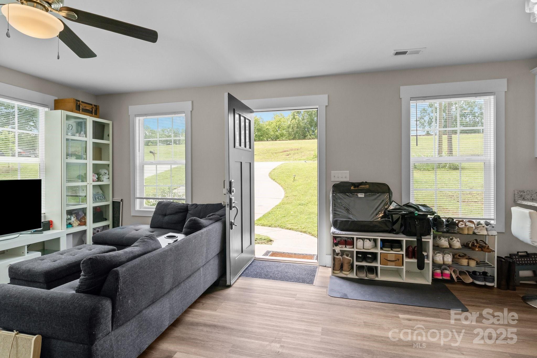 818 W Carolina Avenue Bessemer City NC 28016