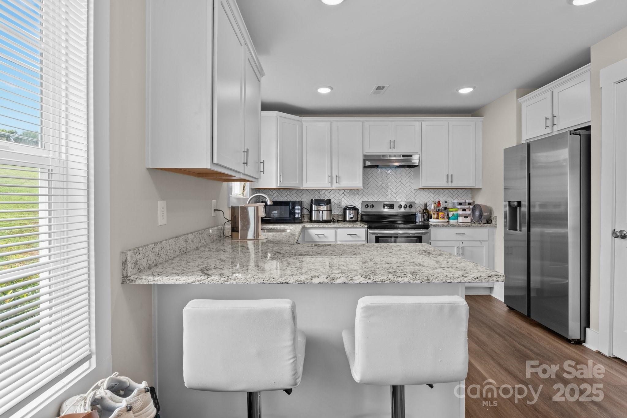 818 W Carolina Avenue Bessemer City NC 28016