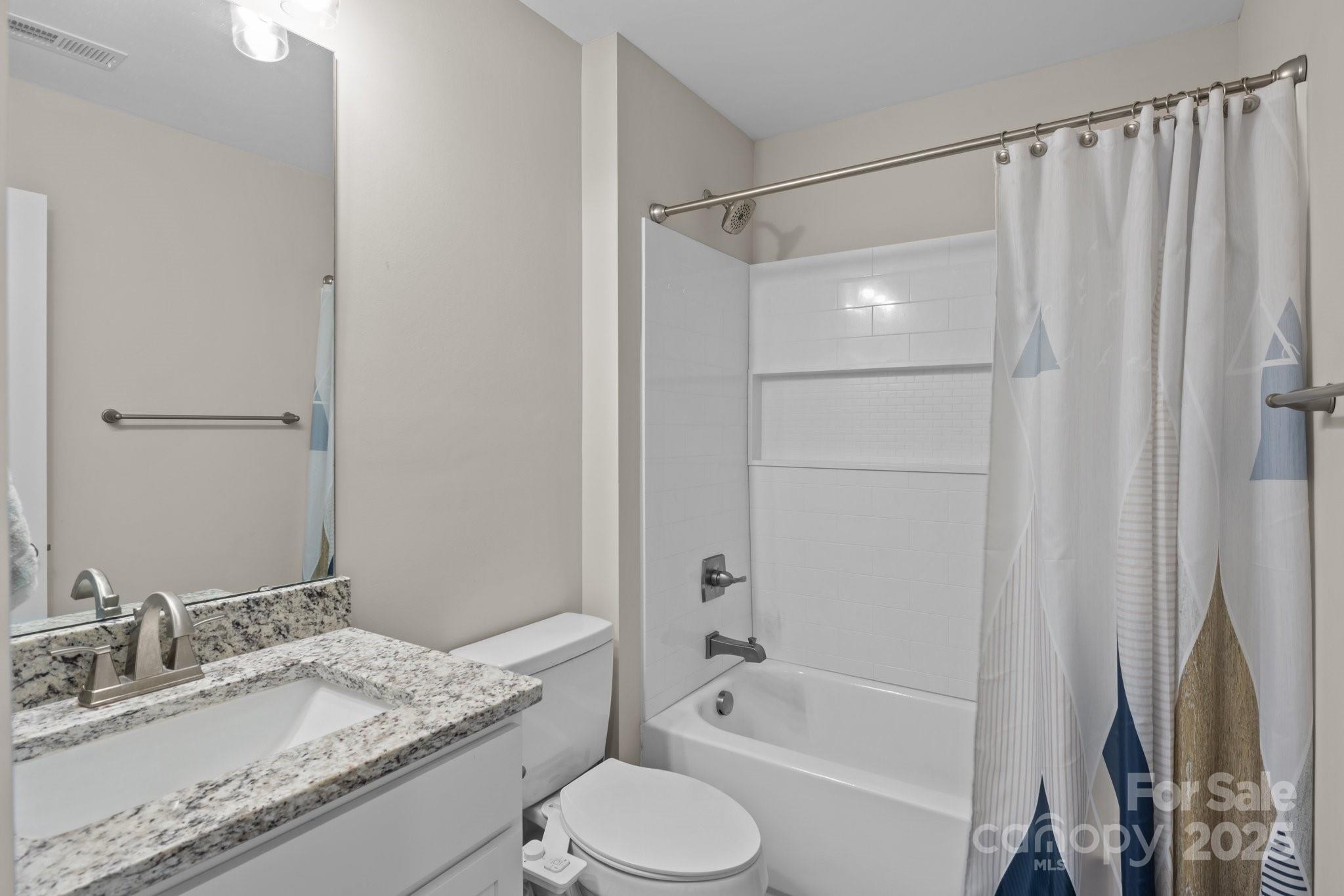 818 W Carolina Avenue Bessemer City NC 28016