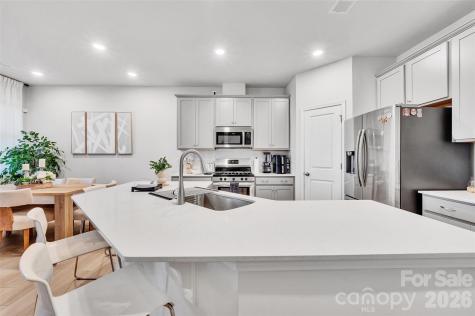 906 Park Bend Trail Tega Cay SC 29708