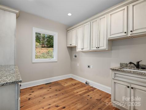 2514 Oakdale Road Old Fort NC 28762