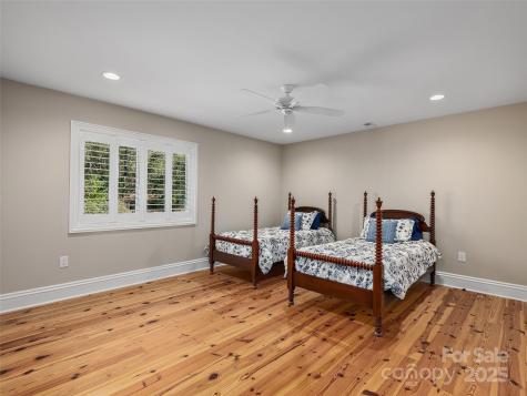 2514 Oakdale Road Old Fort NC 28762
