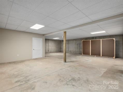 2514 Oakdale Road Old Fort NC 28762