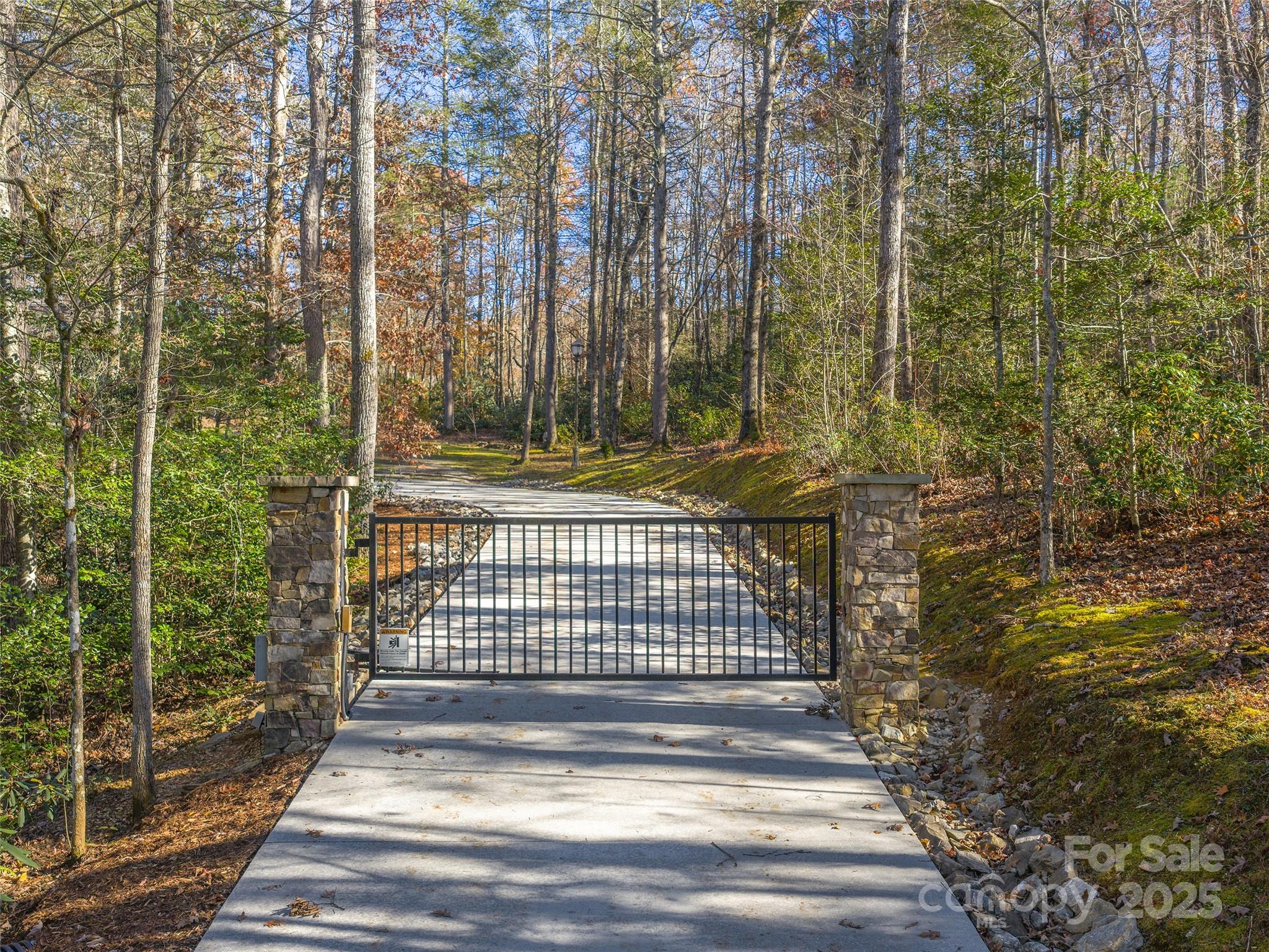 2514 Oakdale Road Old Fort NC 28762