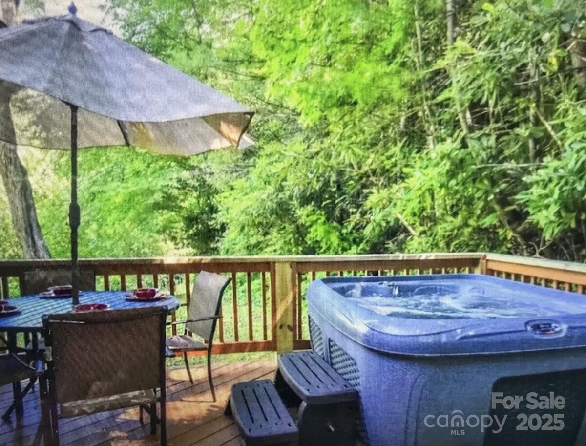 48 Buck Ridge Road Fairview NC 28730