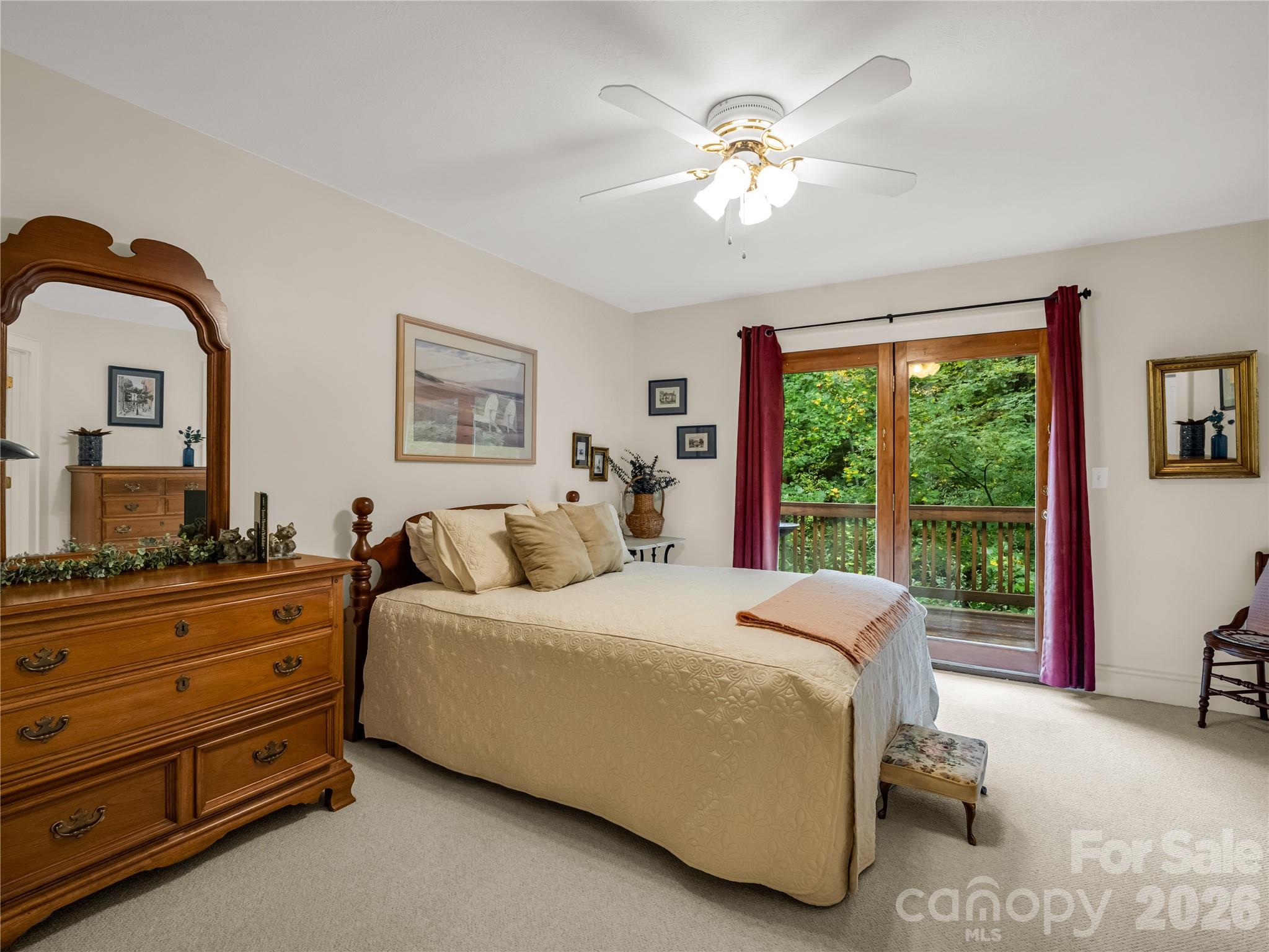142 Winterview Trail Hendersonville NC 28739