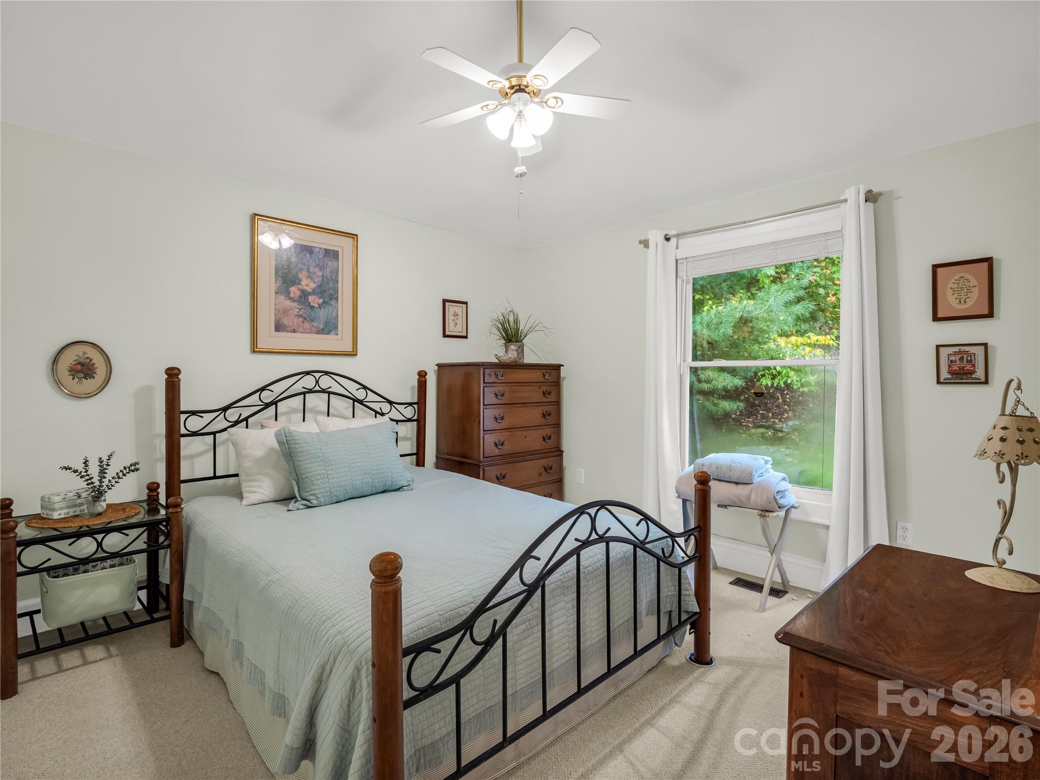 142 Winterview Trail Hendersonville NC 28739