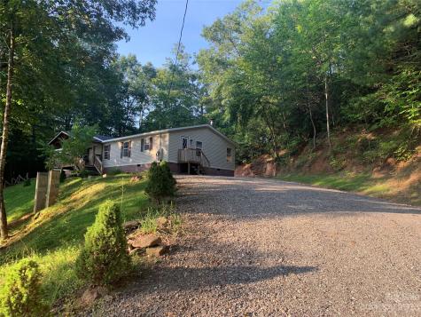 243 Artist Haven Lane Sylva NC 28779