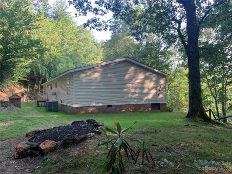 243 Artist Haven Lane Sylva NC 28779