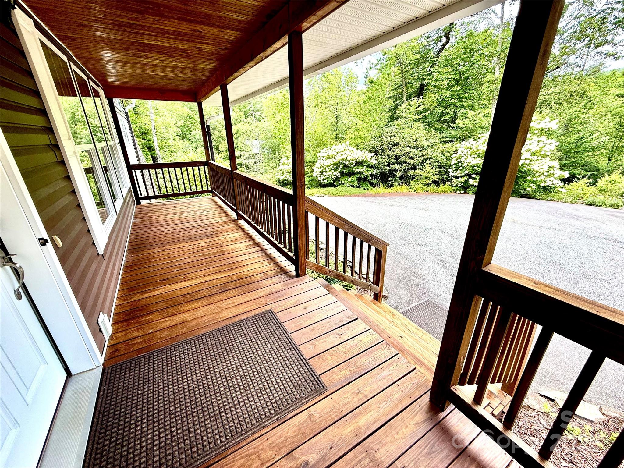 7230 Hideaway Lane Newland NC 28657