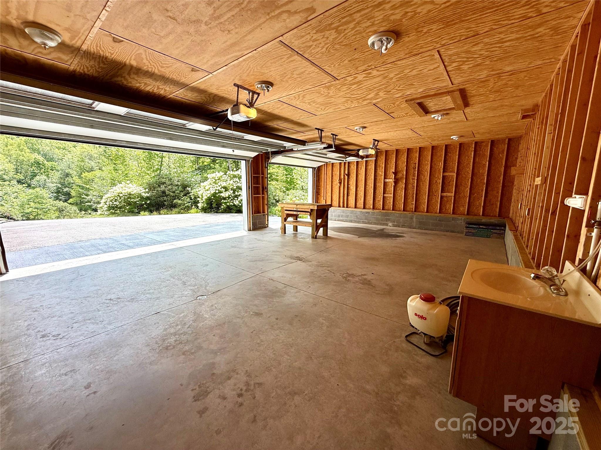 7230 Hideaway Lane Newland NC 28657