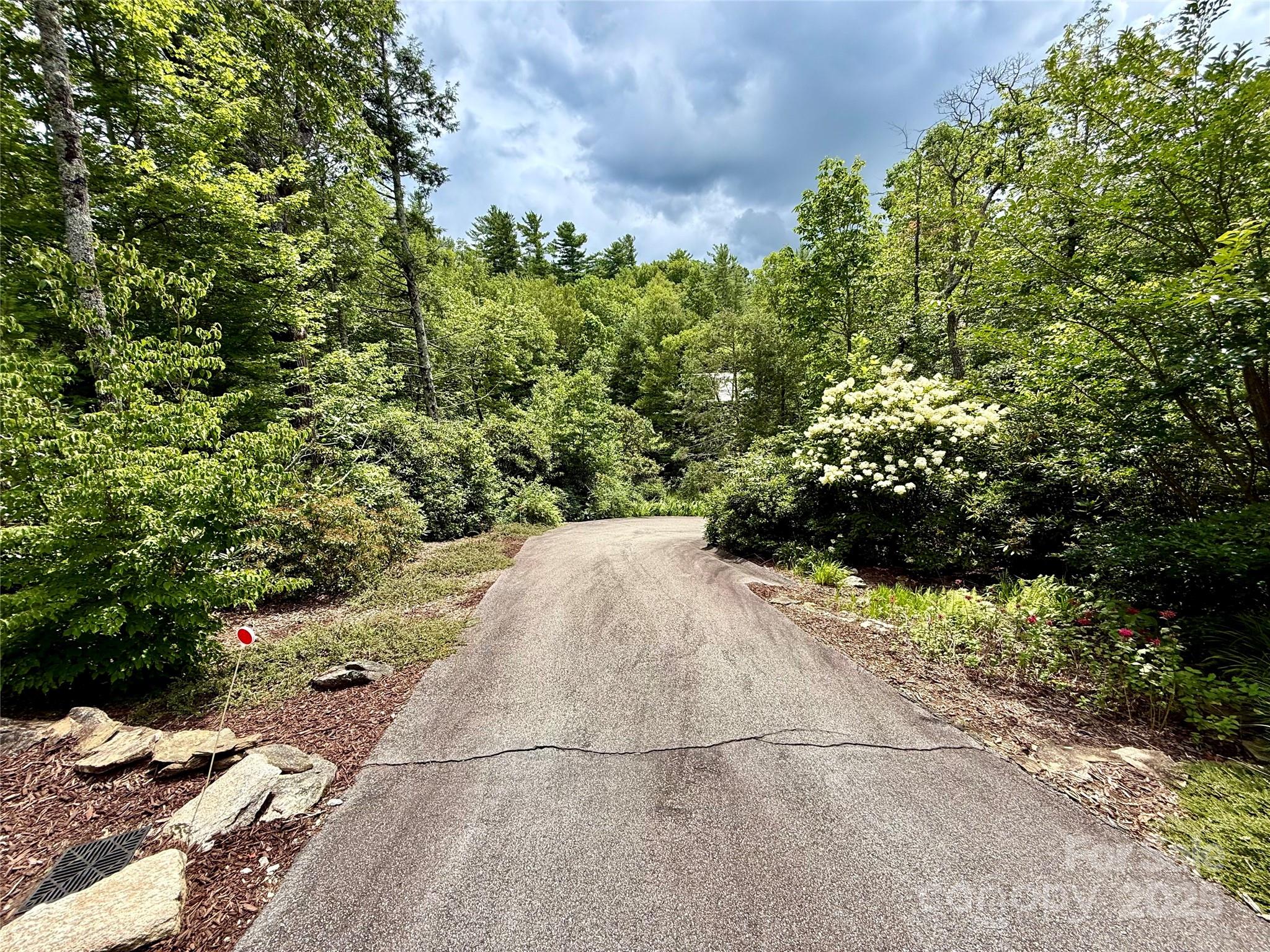 7230 Hideaway Lane Newland NC 28657