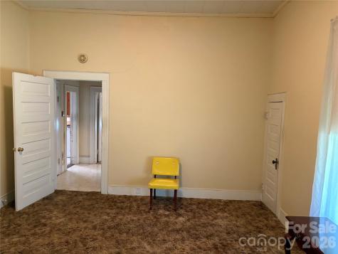 114 Hampton Street Chester SC 29706
