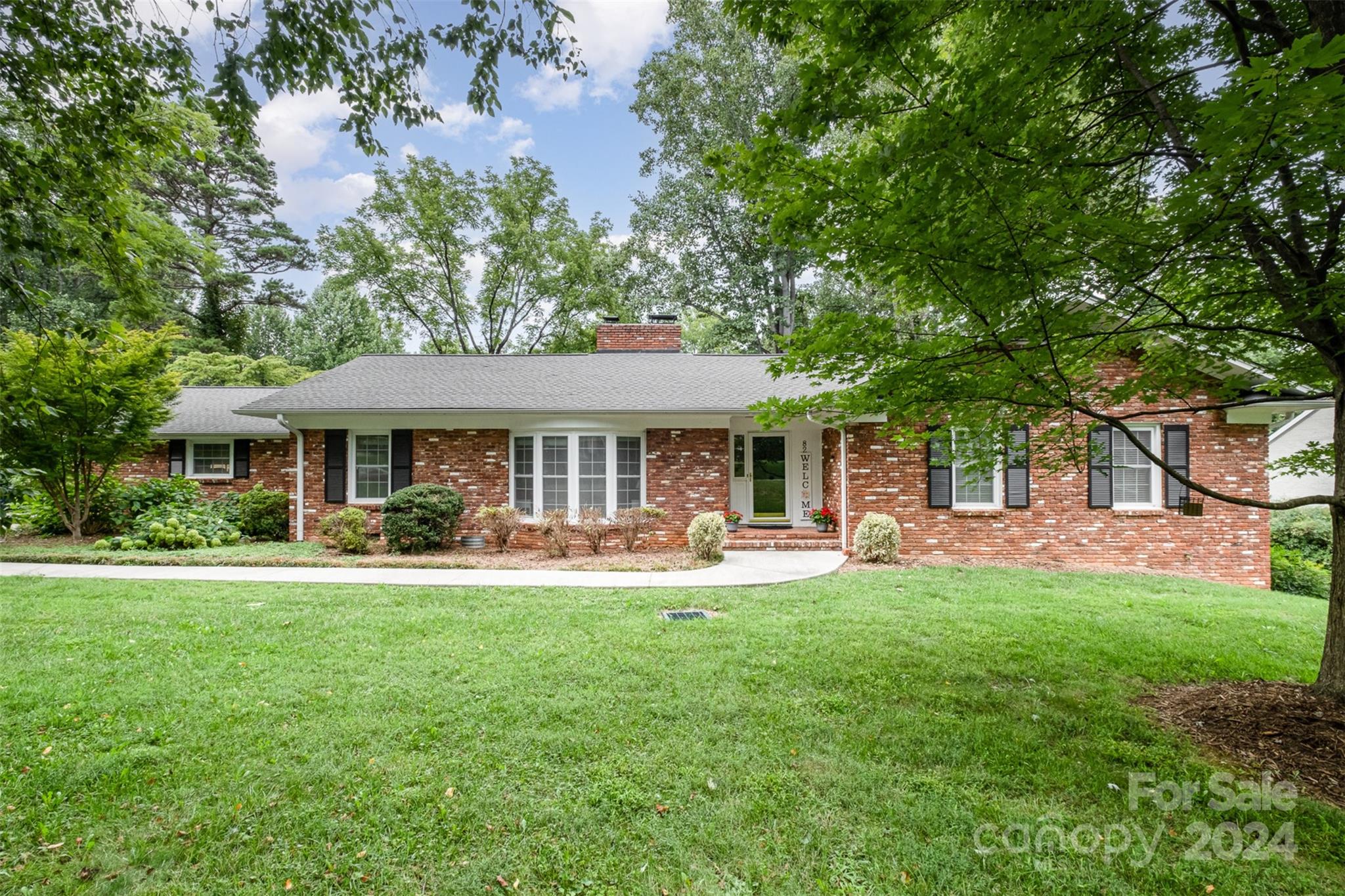 82 36th Avenue NW Hickory NC 28601