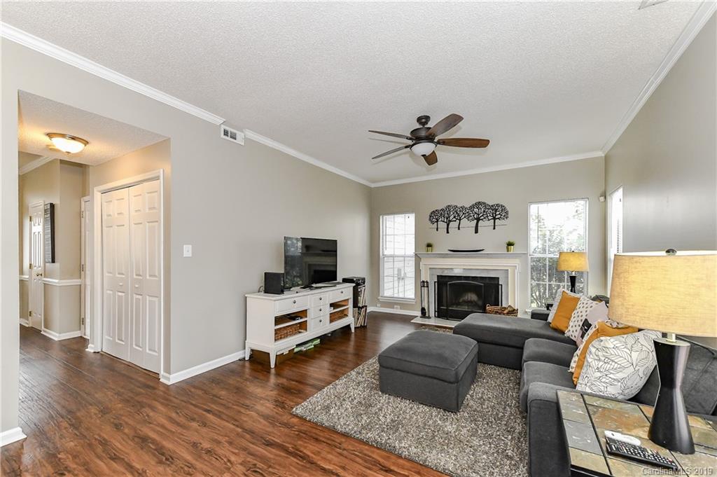11911 Harris Pointe Drive Charlotte NC 28269