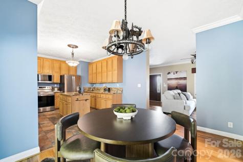 394 Hummingbird Lane Elk Park NC 28622