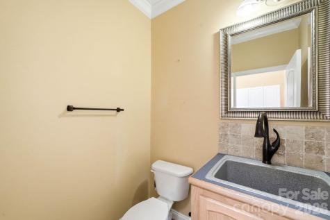 394 Hummingbird Lane Elk Park NC 28622