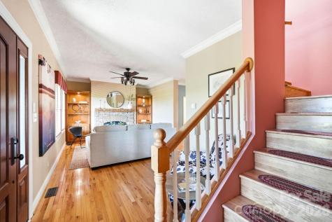 394 Hummingbird Lane Elk Park NC 28622