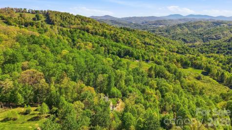 394 Hummingbird Lane Elk Park NC 28622