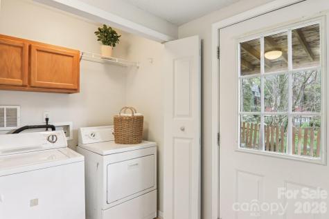 17 Castle Street Asheville NC 28803