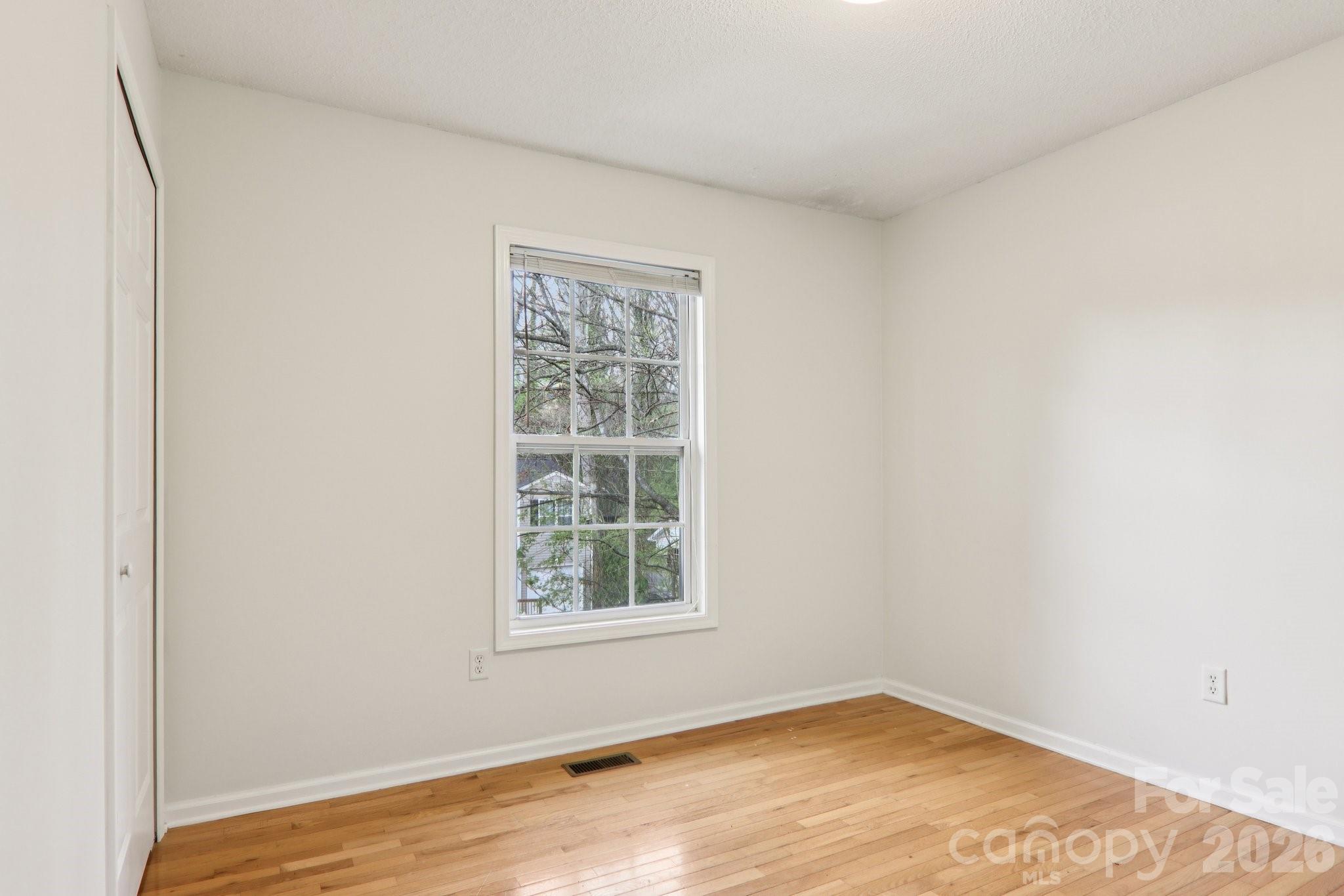 17 Castle Street Asheville NC 28803