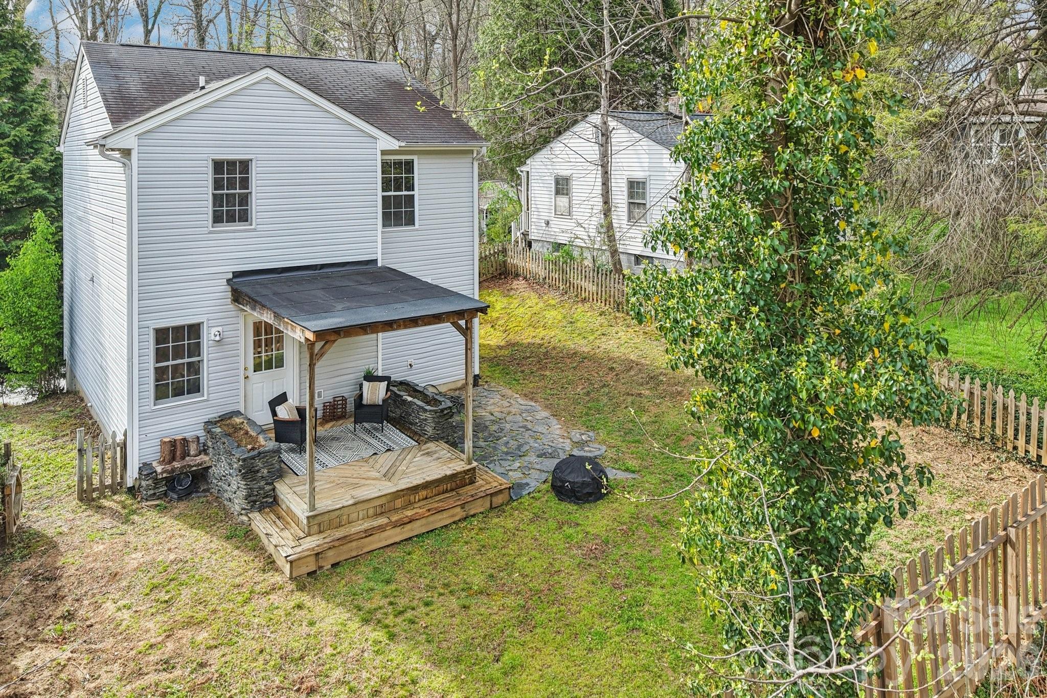 17 Castle Street Asheville NC 28803