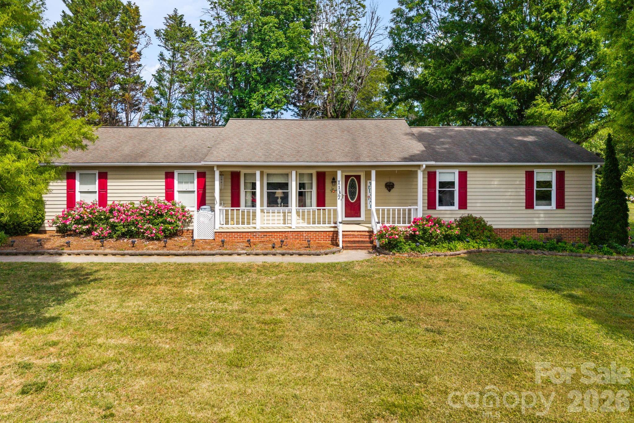 1137 Hibriten Drive SE Lenoir NC 28645