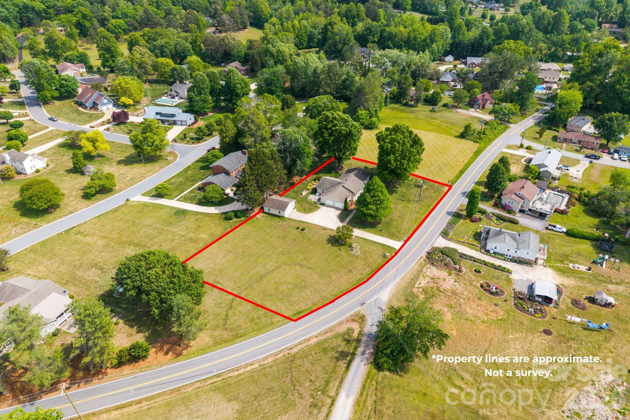 1137 Hibriten Drive SE Lenoir NC 28645