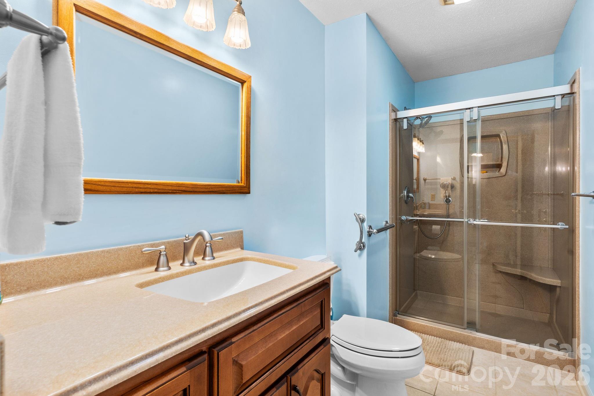 1137 Hibriten Drive SE Lenoir NC 28645