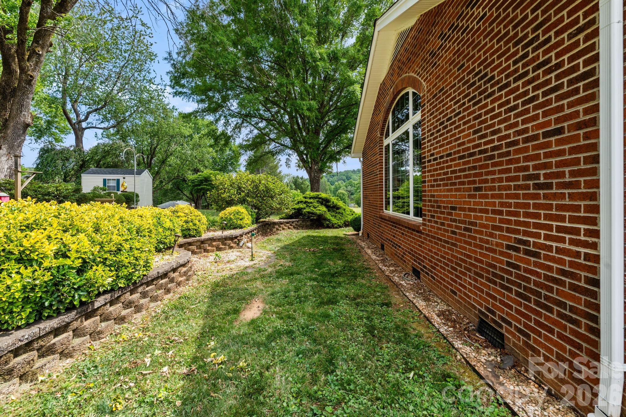 1137 Hibriten Drive SE Lenoir NC 28645