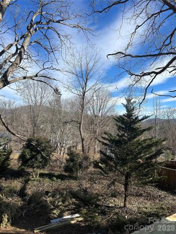 16 Mallory Lane Arden NC 28704