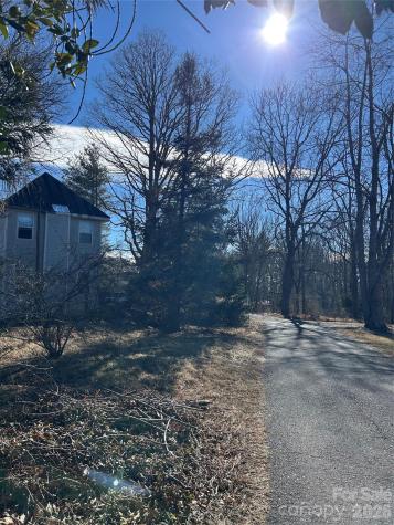 16 Mallory Lane Arden NC 28704