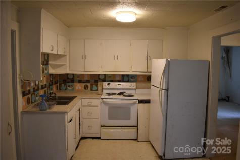18417 Highway 221 Highway N Marion NC 28752