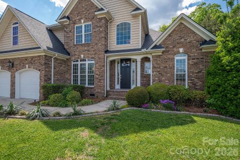 4012 Saint Andrews Court Cramerton NC 28032