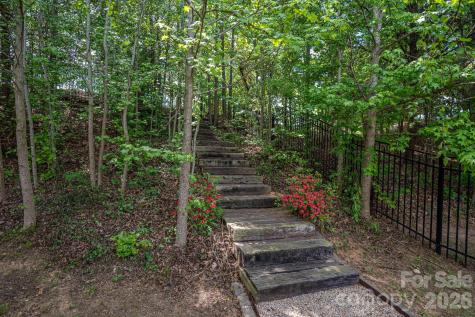 4012 Saint Andrews Court Cramerton NC 28032
