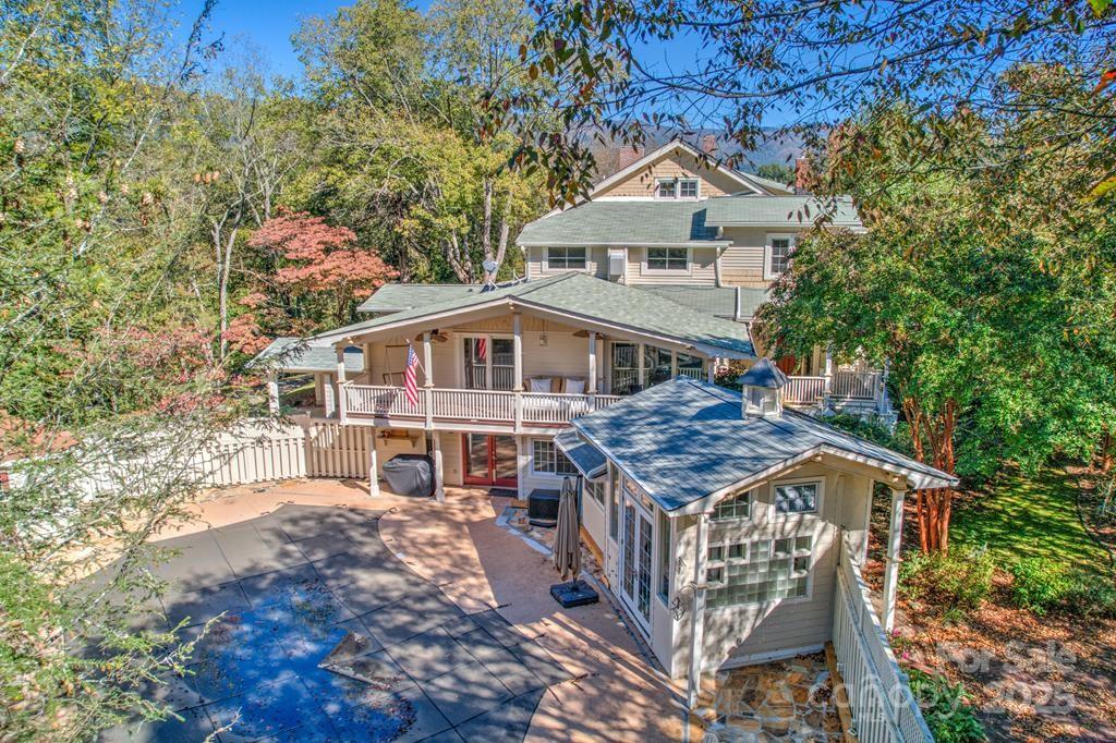 174 Cowan Street Sylva NC 28779