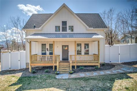 7 Mountain View Avenue Black Mountain NC 28711