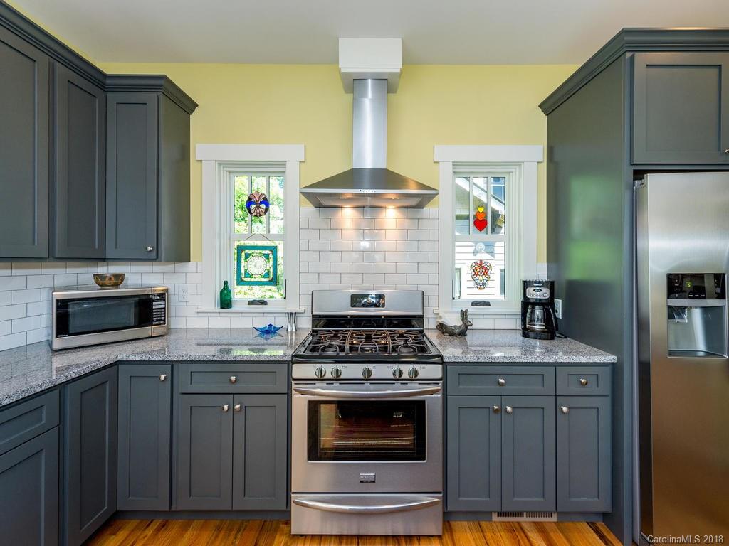 9 Montview Drive Asheville NC 28801