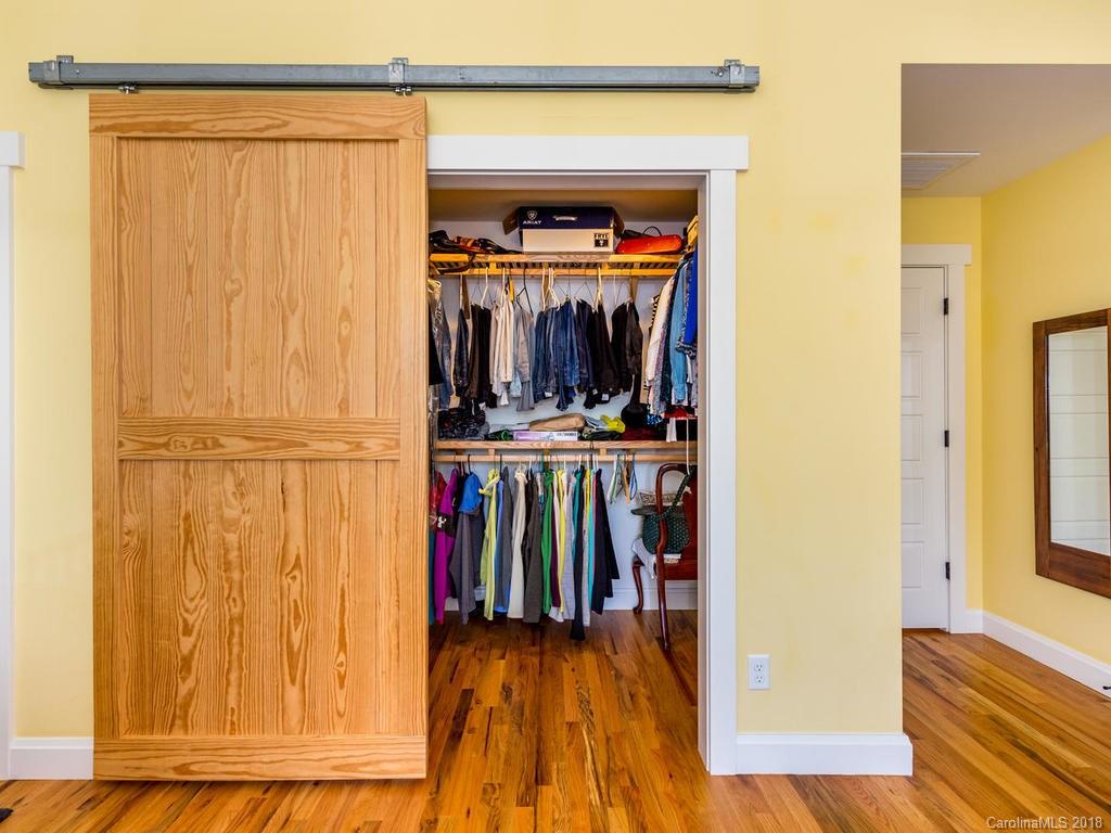 9 Montview Drive Asheville NC 28801