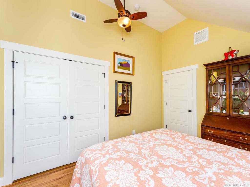 9 Montview Drive Asheville NC 28801