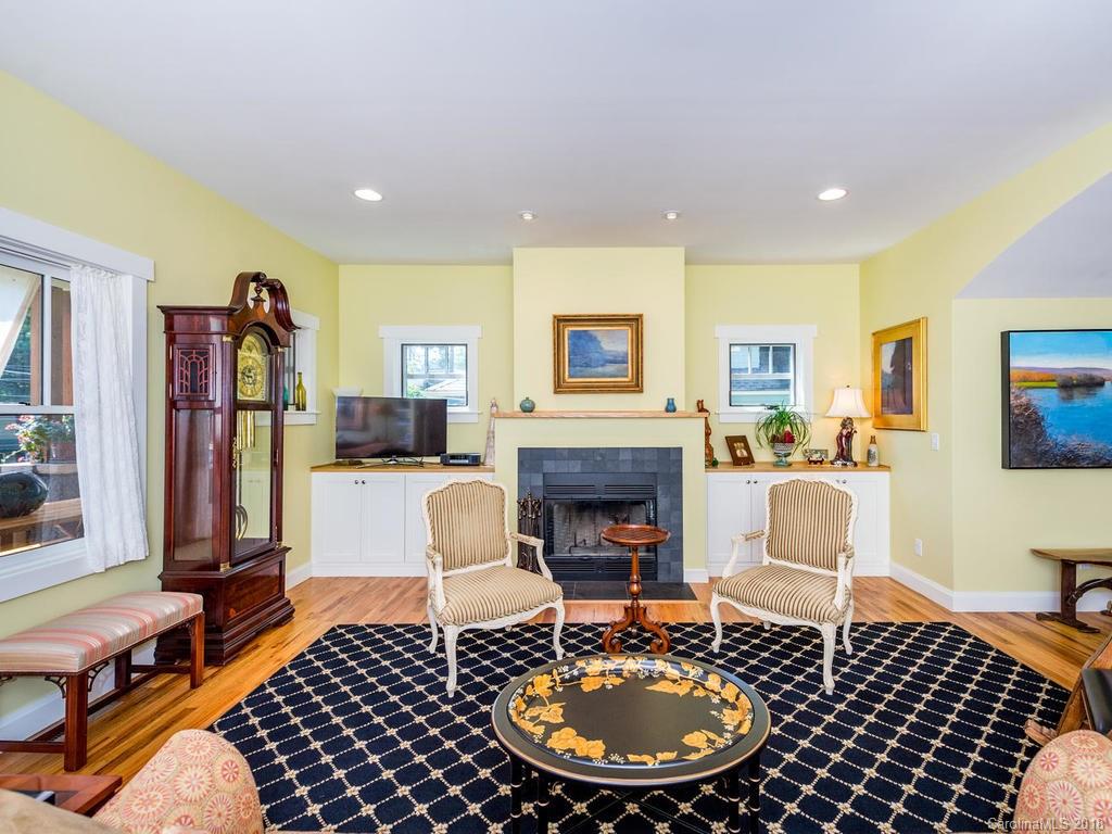9 Montview Drive Asheville NC 28801
