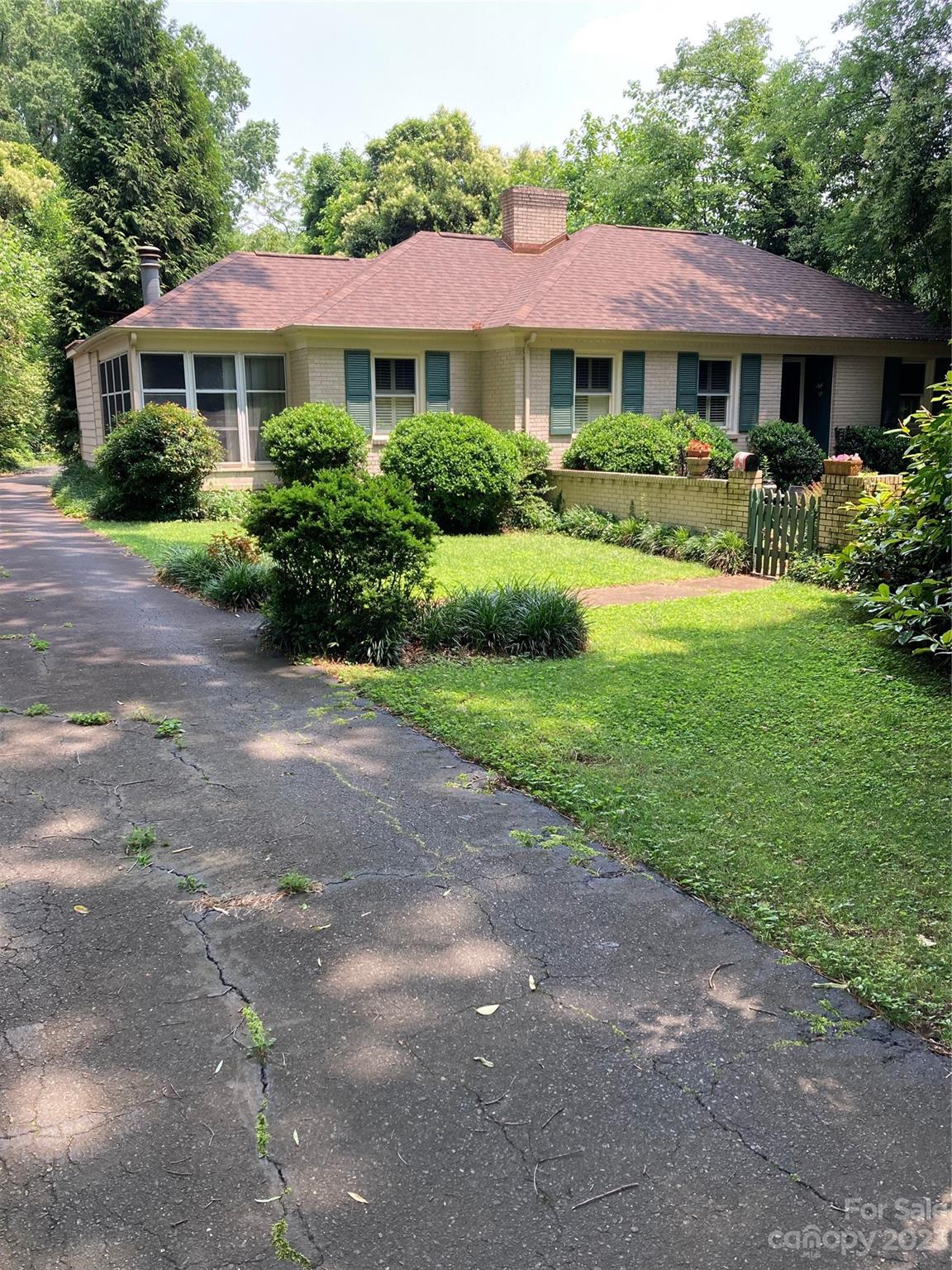 722 Hillside Avenue Charlotte NC 28209