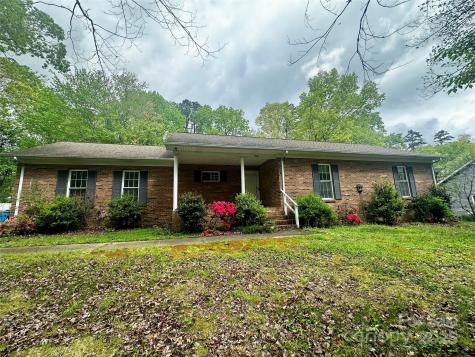 1507 Springhaven Circle Albemarle NC 28001