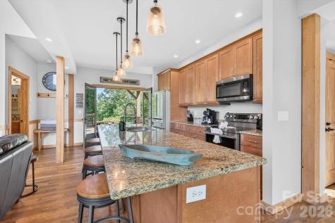 252 Tsali Crossing N Bryson City NC 28713