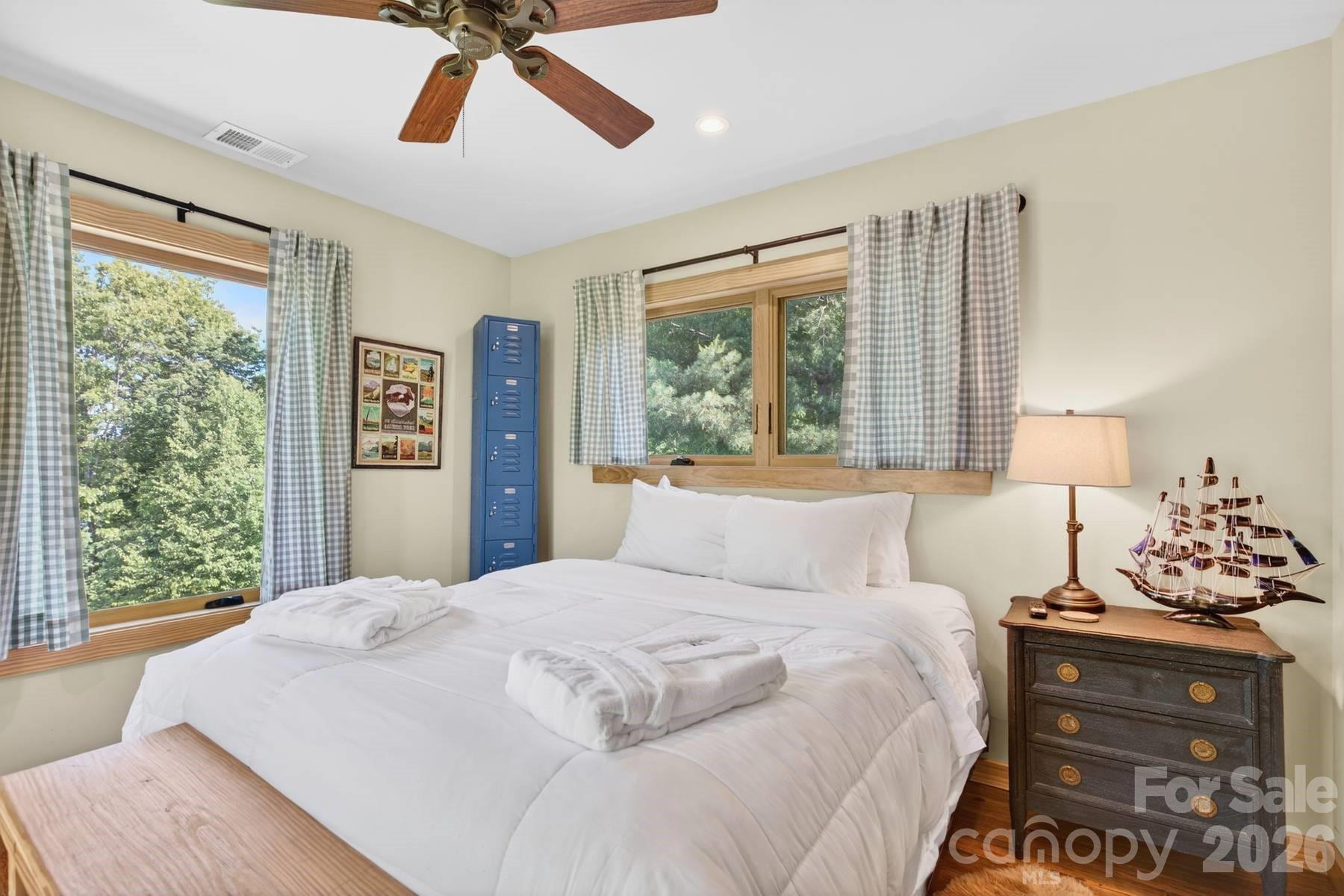252 Tsali Crossing N Bryson City NC 28713